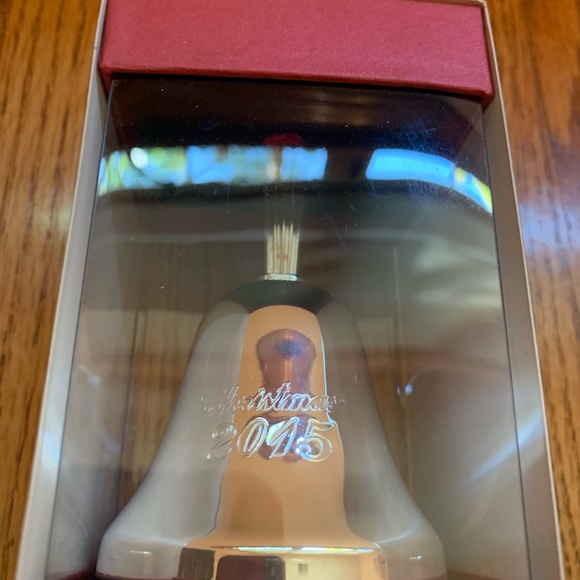 Mikasa 2nd Edition 2015 Bell silver ornament - Picture 4 of 5